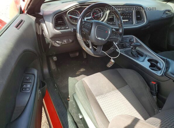 2C3CDZJG2NH218501 2022 DODGE CHALLENGER Red Առջևի վահանակի տեսք