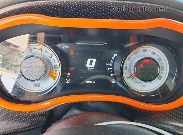 2C3CDZJG3LH155924 2020 DODGE CHALLENGER Orange Սարքավորումների վահանակի տեսք