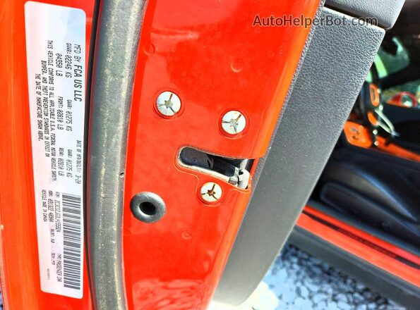 2C3CDZJG3LH155924 2020 DODGE CHALLENGER Orange Շարժիչի բաժամունքի տեսք
