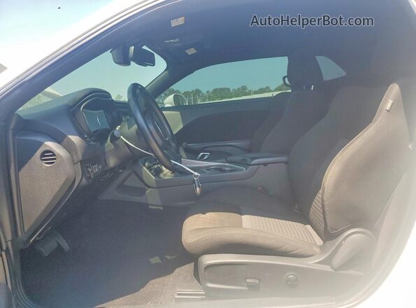 2C3CDZJG5NH254442 2022 DODGE CHALLENGER White Vista interior delantera