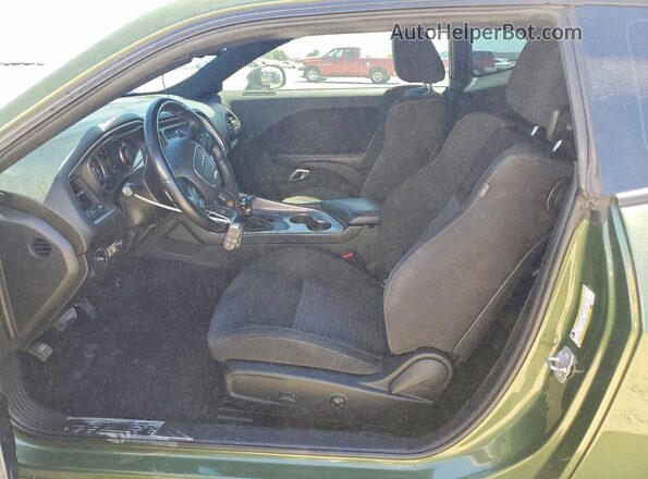 2C3CDZJG7MH606922 2021 DODGE CHALLENGER Green წინა სალონის ხედი
