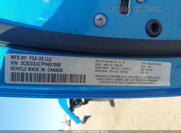 2C3CDZJG7PH637690 2023 DODGE CHALLENGER Blue Widok komory silnika