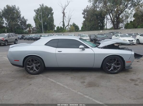 2C3CDZJG9KH756382 2019 DODGE CHALLENGER Silver Widok wnętrza z tyłu