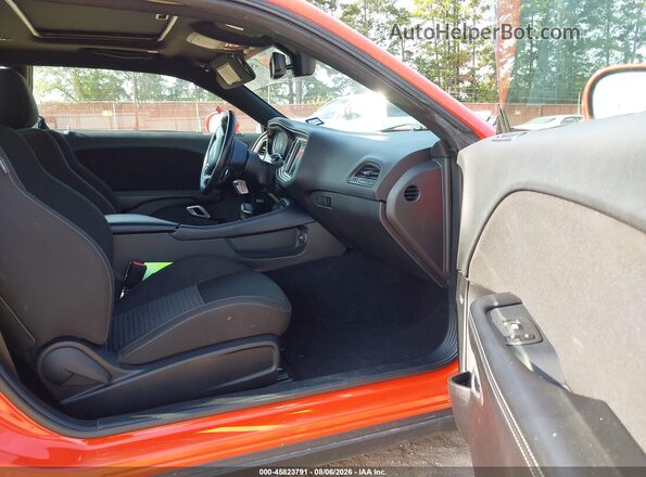 2C3CDZJGXMH681274 2021 DODGE CHALLENGER Orange Вид салону спереду
