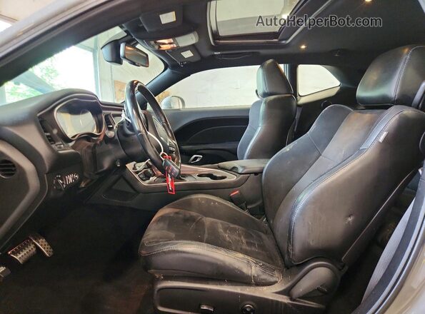 2C3CDZKG2KH701092 2019 DODGE CHALLENGER Gray Front interior view