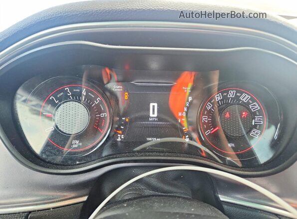 2C3CDZKG3KH635572 2019 DODGE CHALLENGER Red Вид щитка приладів