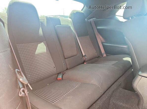 2C3CDZKG3KH635572 2019 DODGE CHALLENGER Red Вид задніх сидінь