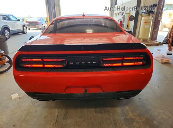 2C3CDZKG4KH640084 2019 DODGE CHALLENGER Orange Vista trasera