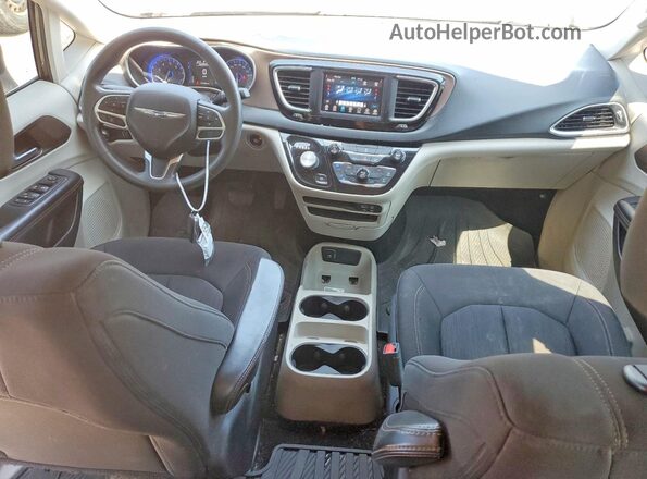 2C4RC1AG2JR139537 2018 CHRYSLER PACIFICA Серый Вид панели приборов