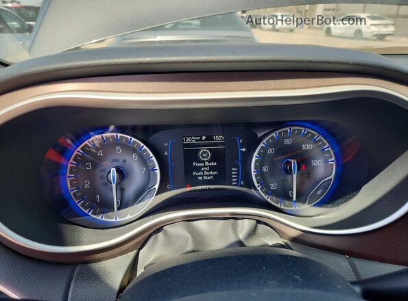 2C4RC1AG3JR355736 2018 CHRYSLER PACIFICA Gray 