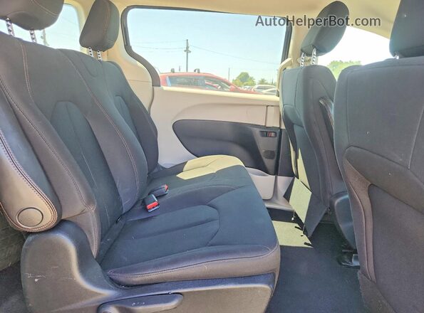 2C4RC1AG3JR355736 2018 CHRYSLER PACIFICA Gray 