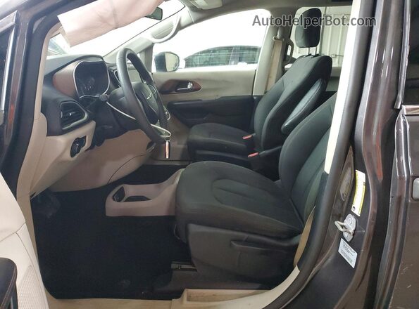 2C4RC1AG9JR104851 2018 CHRYSLER PACIFICA Gray Вид салону спереду