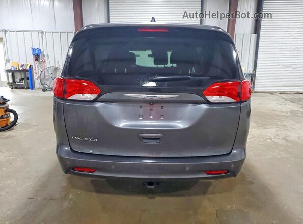 2C4RC1AG9JR104851 2018 CHRYSLER PACIFICA Gray Вид ззаду