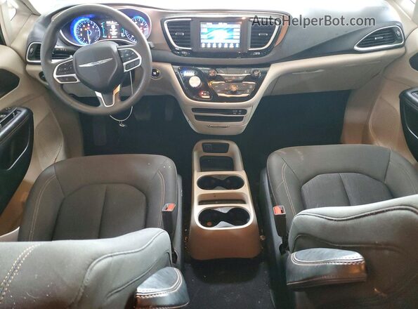 2C4RC1AG9JR104851 2018 CHRYSLER PACIFICA Gray Вид панелі приладів