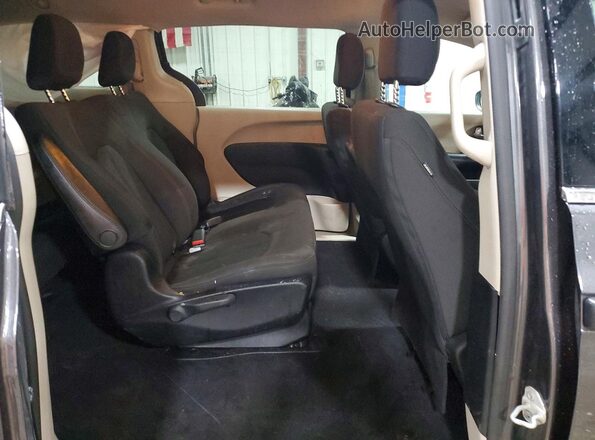 2C4RC1AG9JR104851 2018 CHRYSLER PACIFICA Gray Вид задньої частини салону