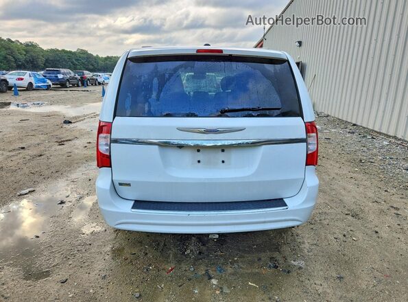 2C4RC1BG0GR157767 2016 CHRYSLER TOWN White Вид ззаду