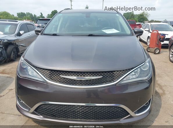 2C4RC1BG0HR543946 2017 CHRYSLER PACIFICA Black Вид щитка приладів