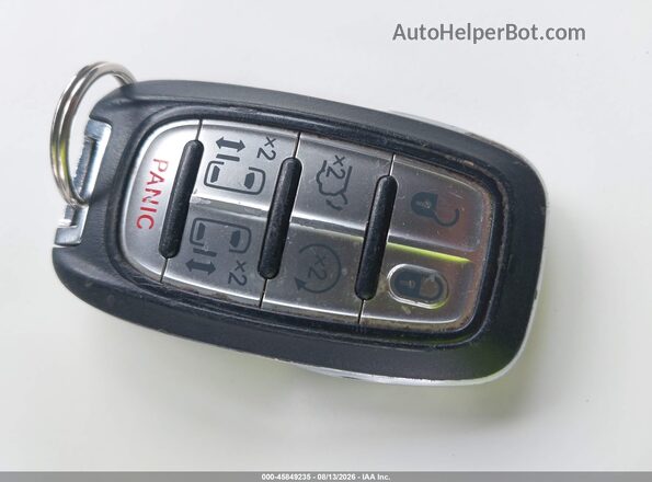 2C4RC1BG0HR543946 2017 CHRYSLER PACIFICA Black Вид панелі приладів