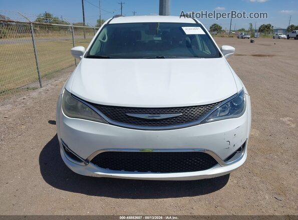 2C4RC1BG0JR110861 2018 CHRYSLER PACIFICA White Սարքավորումների վահանակի տեսք