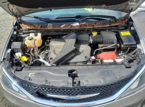 2C4RC1BG0JR322742 2018 CHRYSLER PACIFICA Серебряный Вид подкапотного пространства