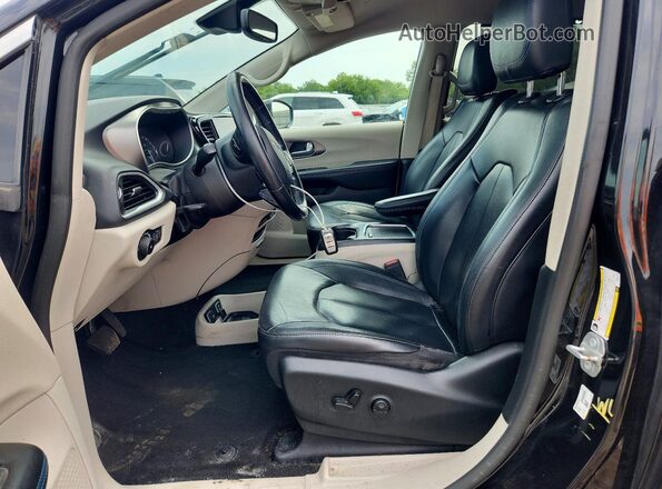 2C4RC1BG0MR597953 2021 CHRYSLER PACIFICA Черный Вид салона спереди