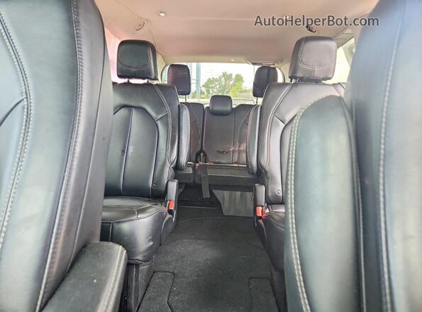 2C4RC1BG0PR571941 2023 CHRYSLER PACIFICA White უკანა სავარძლების ხედი