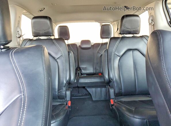 2C4RC1BG0PR587282 2023 CHRYSLER PACIFICA Белый Вид задних сидений