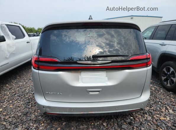 2C4RC1BG0RR155374 2024 CHRYSLER PACIFICA Silver 