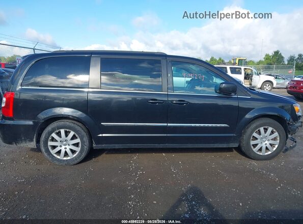2C4RC1BG1GR289890 2016 CHRYSLER TOWN & COUNTRY Black Rear interior view