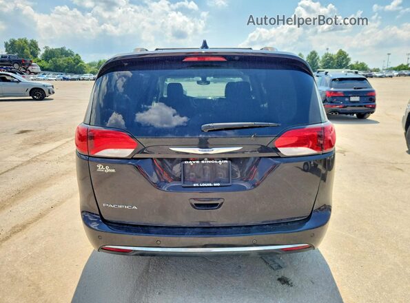 2C4RC1BG1JR217207 2018 CHRYSLER PACIFICA Purple უკანა ხედი