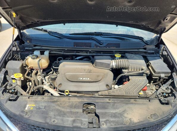 2C4RC1BG1JR217207 2018 CHRYSLER PACIFICA Purple ძრავის განყოფილების ხედი