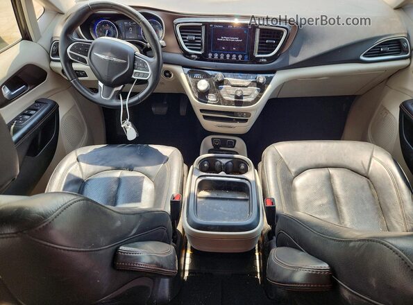2C4RC1BG1JR217207 2018 CHRYSLER PACIFICA Purple წინა პანელის ხედი