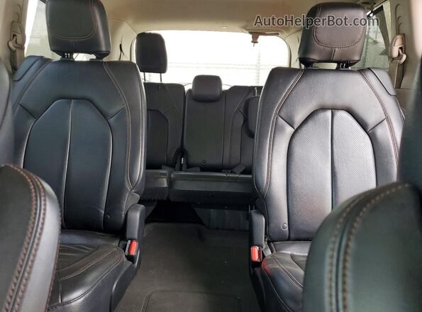 2C4RC1BG1JR356155 2018 CHRYSLER PACIFICA Black Rear seats view