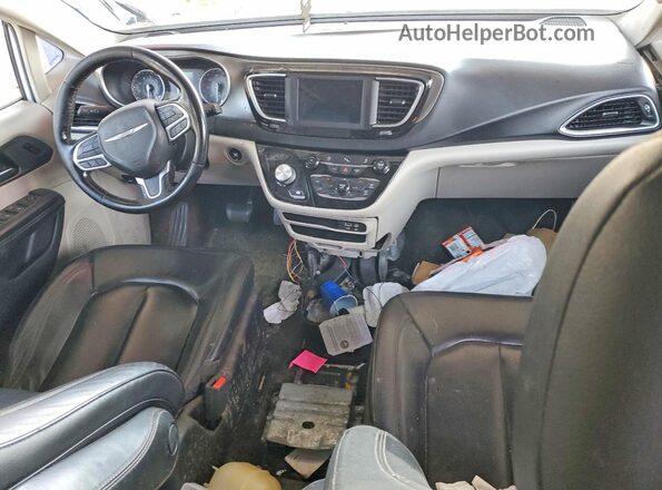 2C4RC1BG1LR275238 2020 CHRYSLER PACIFICA White Вид панелі приладів