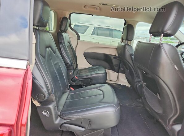 2C4RC1BG1MR598495 2021 CHRYSLER PACIFICA Red Rear interior view