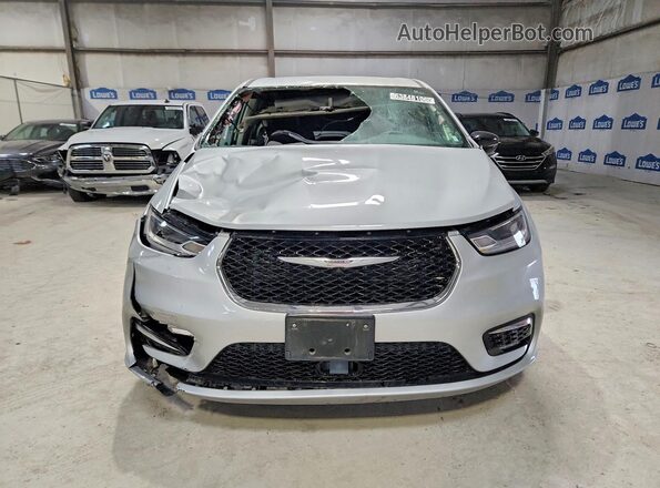 2C4RC1BG1RR143492 2024 CHRYSLER PACIFICA Silver Front view
