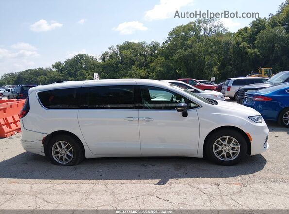 2C4RC1BG1SR531215 2025 CHRYSLER PACIFICA White Սալոնի 360 աստիճան տեսք