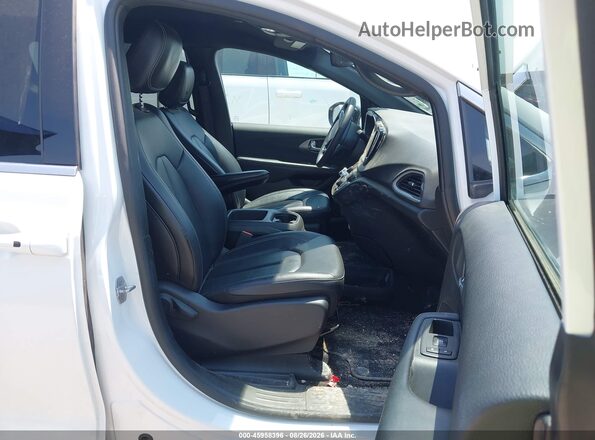 2C4RC1BG1SR545390 2025 CHRYSLER PACIFICA Белый Вид салона спереди