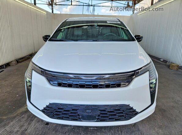 2C4RC1BG1VR568284 2027 CHRYSLER PACIFICA White Vista frontal