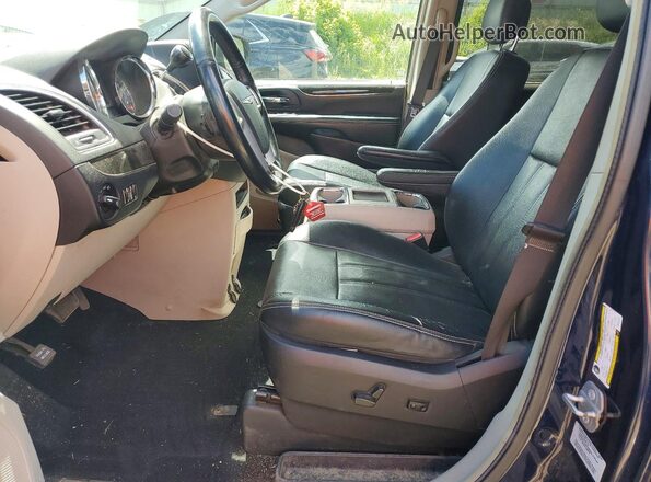 2C4RC1BG2GR104178 2016 CHRYSLER TOWN Blue წინა სალონის ხედი