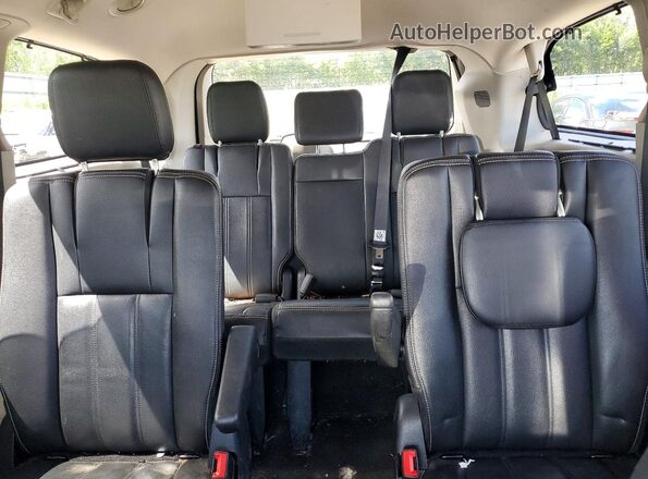 2C4RC1BG2GR104178 2016 CHRYSLER TOWN Blue უკანა სავარძლების ხედი