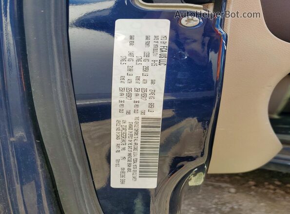 2C4RC1BG2GR104178 2016 CHRYSLER TOWN Blue სალონის 360-გრადუსიანი ხედი
