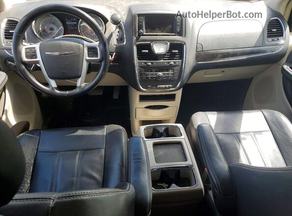 2C4RC1BG2GR104178 2016 CHRYSLER TOWN Blue წინა პანელის ხედი
