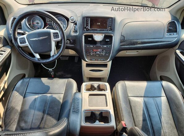 2C4RC1BG2GR111793 2016 CHRYSLER TOWN Red Dashboard view