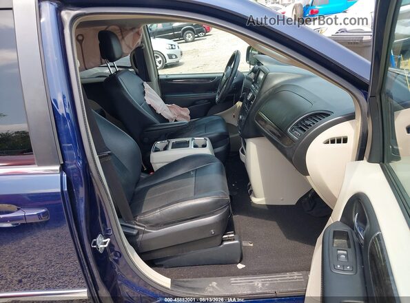 2C4RC1BG2GR173727 2016 CHRYSLER TOWN & COUNTRY Blue Front interior view