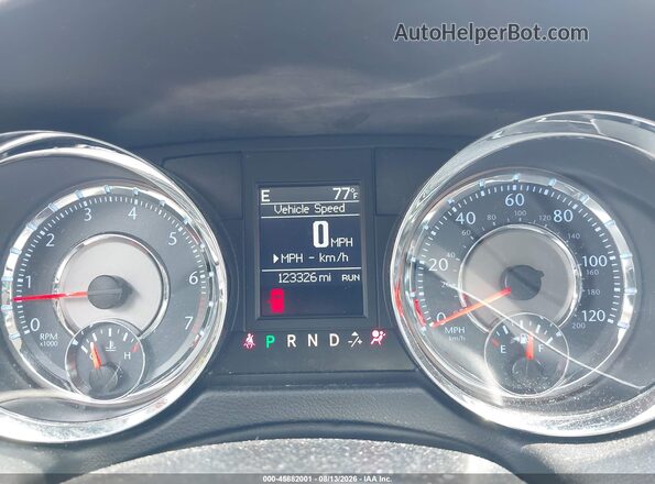2C4RC1BG2GR173727 2016 CHRYSLER TOWN & COUNTRY Blue Rear seats view