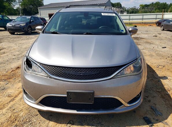 2C4RC1BG2HR576575 2017 CHRYSLER PACIFICA Серебряный Вид спереди