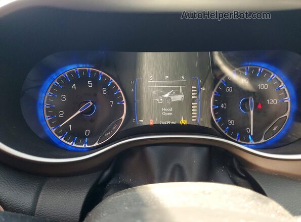 2C4RC1BG2JR233691 2018 CHRYSLER PACIFICA Silver Instrument cluster view