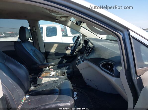 2C4RC1BG2JR290781 2018 CHRYSLER PACIFICA Gray წინა სალონის ხედი