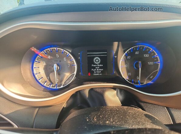 2C4RC1BG2KR550310 2019 CHRYSLER PACIFICA Gray ხელსაწყოთა პანელის ხედი